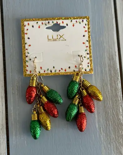 Lux NWT!  Fun Dangle Christmas Pierced Earrings Glitter Bulbs In Gold Red & Green