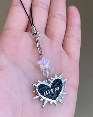 Handmade grunge street funky y2k style spike “LOVE ME” heart phone charm/bag accessory/keychain/car display🌿✨
