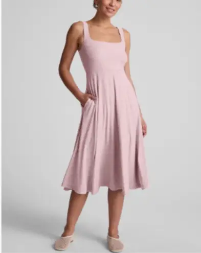 Beyond Yoga Featherweight At The Ready Square Neck Dress. Size XL. MSRP $128