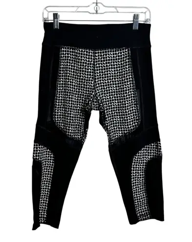 Trina Turk  Recreation Legging Women M Black Mesh White Capri Style Gym Pilates - Image 1