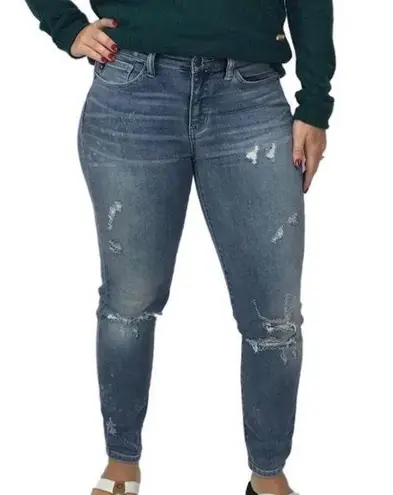 Judy Blue Bleach Splattered Distressed Skinny Jeans