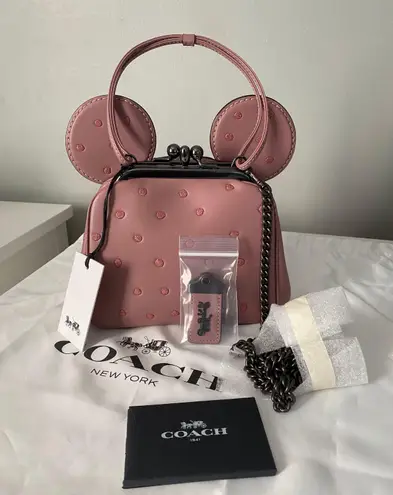 Coach Disney X  Limited Edition Minnie Mouse Kisslock