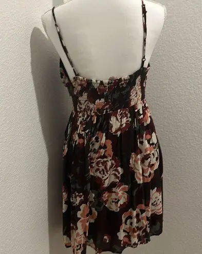 Cape and Juby XL Floral Knee Length Dress