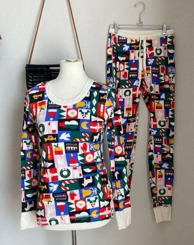 Hanna Andersson Christmas Holiday Wreath Candy Cane Pajamas, Size S/M Blue Size M