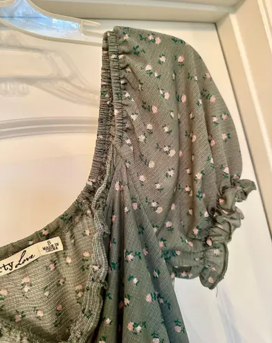 Liberty Love - Adorable Floral Dress with Ruffle Detail - Brand new, never worn!