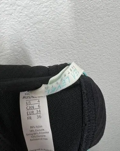 Sea Level Riviera Rib Twist Front Bikini Top Size 4 DD/ E Cup Black