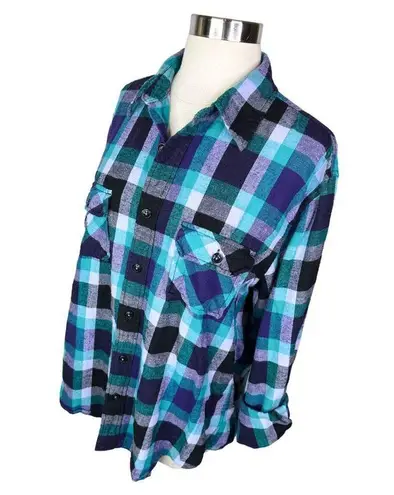 Arizona Jeans Arizona Jean Co. Blue Plaid Button Down Flannel