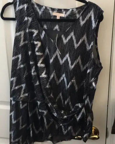 Skies Are Blue FINAL MARKDOWN NWT ladies  top large - Image 1