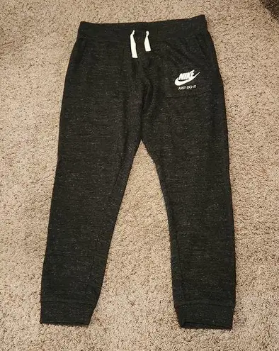 Nike Women's  joggers