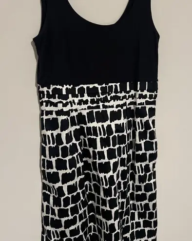 Boden Elegant Black and White Patterned Dress 6