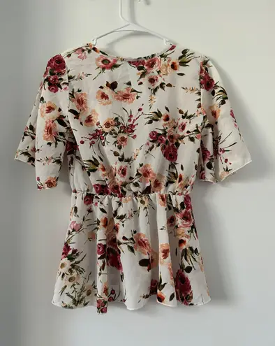 Street Level Floral Blouse 