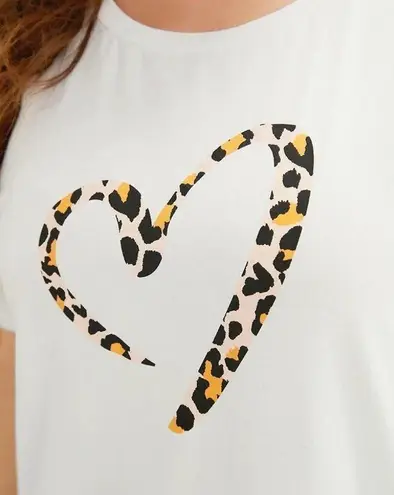 Bloomchic Leopard Heart Print Crew Neck T-Shirt White 14-16