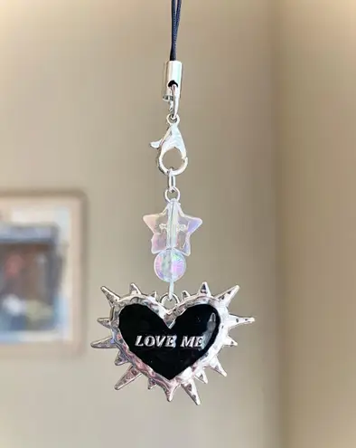 Handmade grunge street funky y2k style spike “LOVE ME” heart phone charm/bag accessory/keychain/car display🌿✨