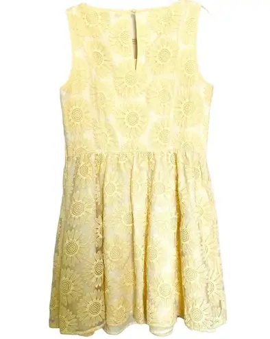 LC Lauren Conrad Lauren Conrad Pastel Yellow Floral Embroidered Sleeveless Short Dress Size 16