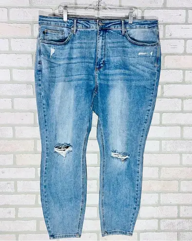 Judy Blue Allie Tummy Control Light Wash Distressed Skinny Jeans Size 22W