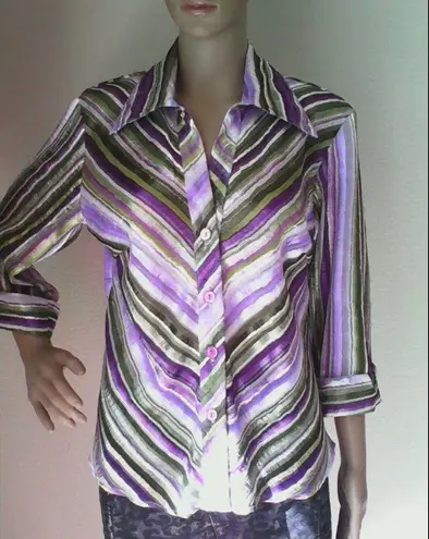 Dress Barn Womens  Short Buttoned Down Semi Sheer Shirt Size Med 3/4 Sleeves