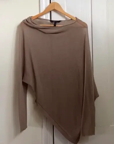 BCBGMAXAZRIA top