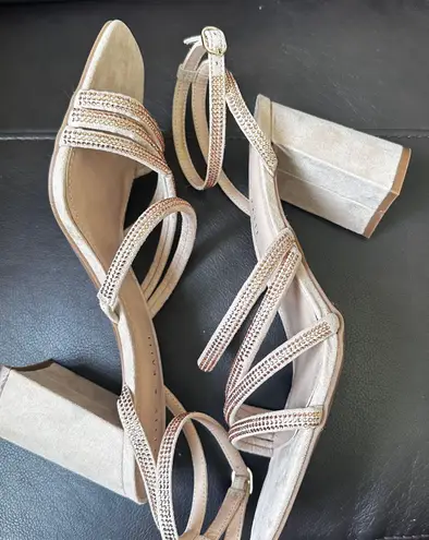 Kelly & Katie Cadene Sandal