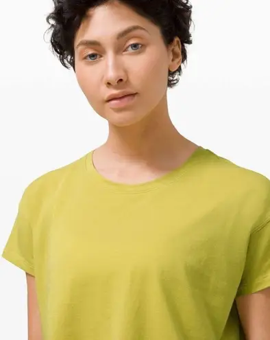 Lululemon Cates Tee in Yellow Pear