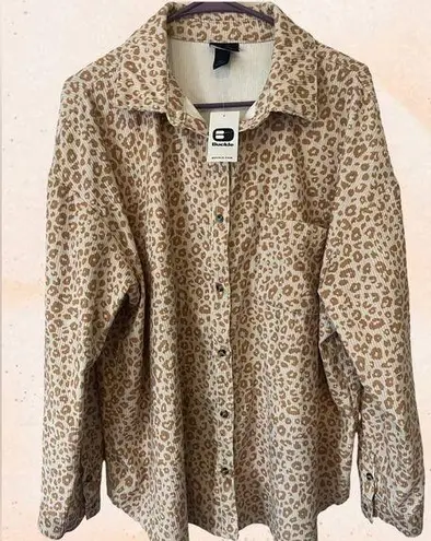 Daytrip NWT  Leopard Print Shacket Medium