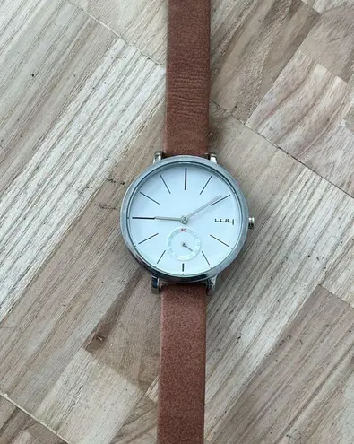 WY Modern Ladies Watch Large Round White Dial Genuine Leather Strap