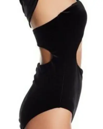 Radio Fiji NWT  Tiburon Bandeau Monokini One Piece Cutout Swimsuit