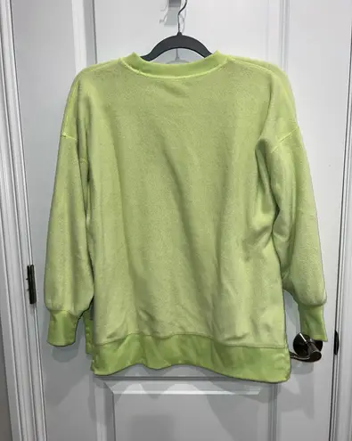 Aerie  Women’s Lime Green Soft Fuzzy Sweatshirt Size XS 