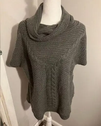 New York & Co. grey knit sweater