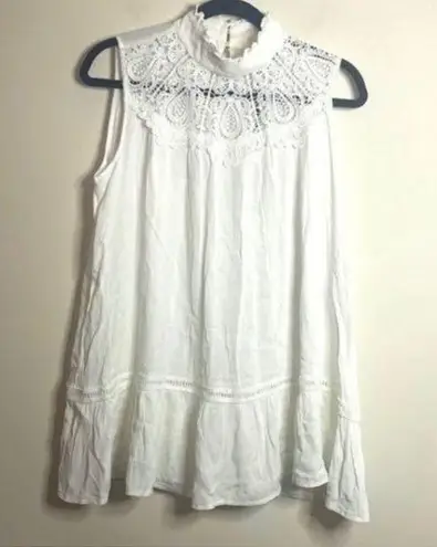 NWT And the why White Gauze Lace Bib Tank Top Blouse Babydoll Neutral Basics Size M