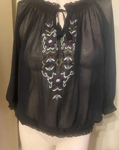 Luna 🛍MARINA BLACK BLOUSE SIZE S 🛍