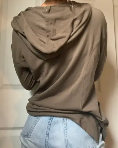 Cable & Gauge Army Green Light Hooded Pullover