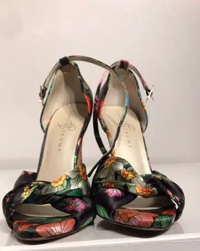 Ivanka Trump Floral Print Satin Straps Crisscross Leather Green Pumps Stilettos D’orsay Sandals