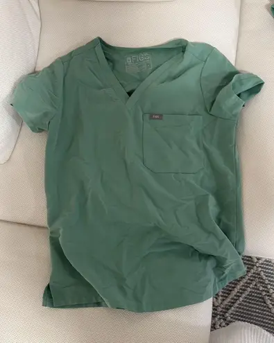 FIGS Scrubs Set