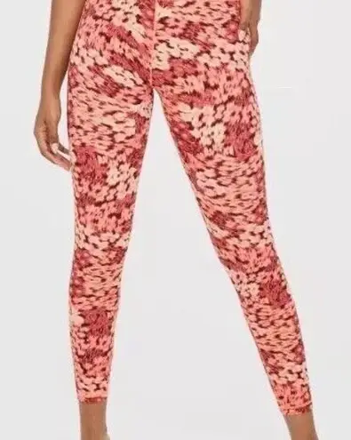 Aerie  Offline Real Me Xtra Hold Hold Pink Pattern 7/8 Athletic Leggings Small