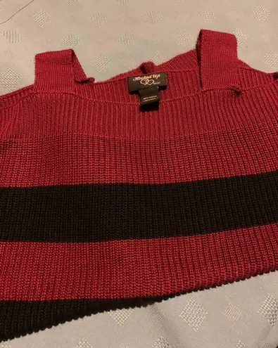 Hooked Up Red Black Sweater Size M