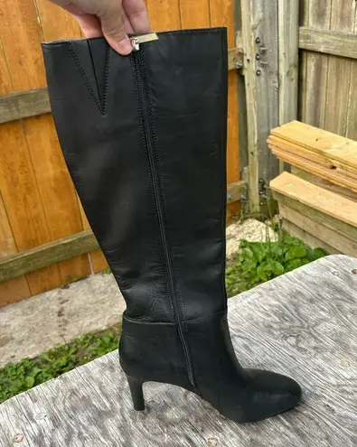 Bandolino  Black Leather  Heel Side Zip Knee High Boot 10