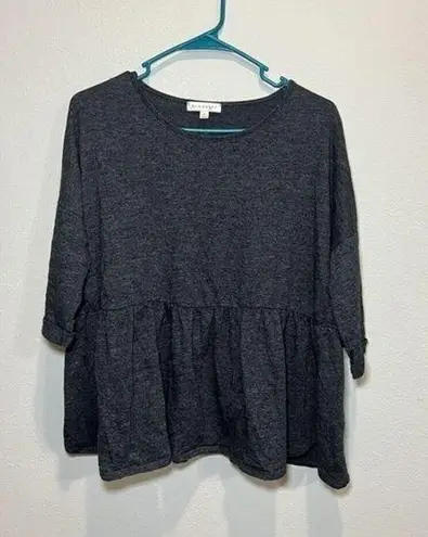 Downeast  Charcoal Gray Knit Oversized Peplum Top With Drop Shoulders Medium EUC