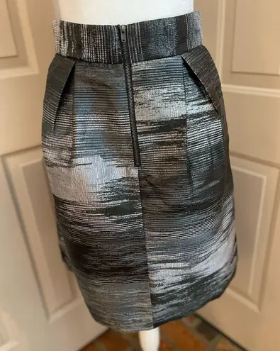 simply styled by Sears silver/gray jacquard pleated polyester midi skirt Size S