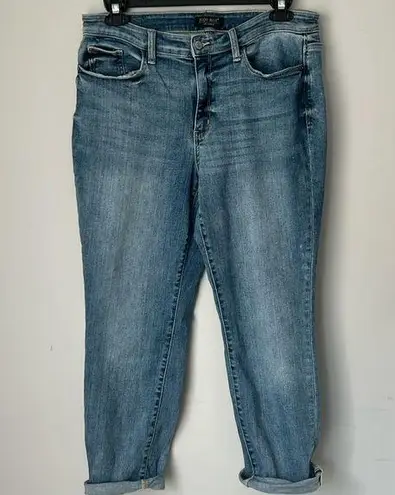 Judy Blue  Boyfriend Fit Jeans Boyfriend, Mid Rise Cuffed Jeans size 13/31 🟢