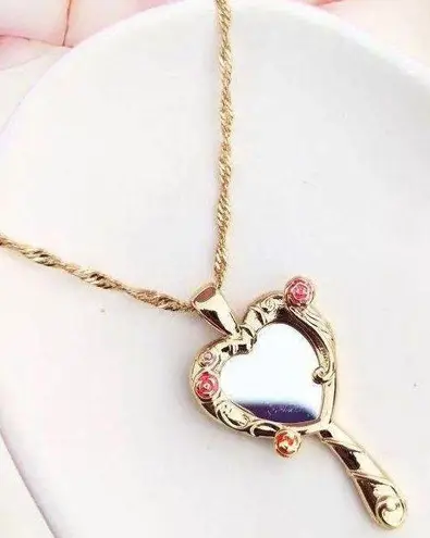 Boutique 18K Gold Plated Pendant Necklace 