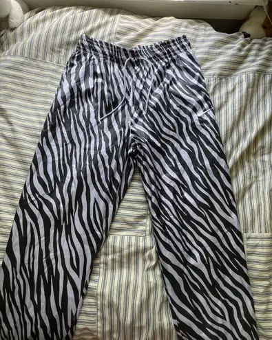 Nike NWT  Zebra Print track pants