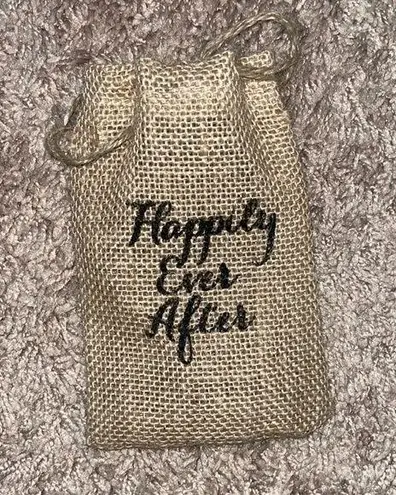 ⭐️SALE⭐️ ⭐️Burlap drawstring bag Tan