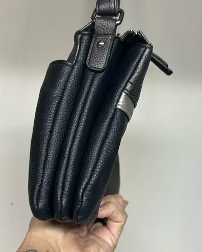 Rosetti Black and Gray Messenger Bag Sleek Design