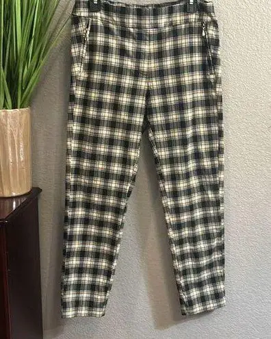 Soho B83  plaid printed crop pants size large