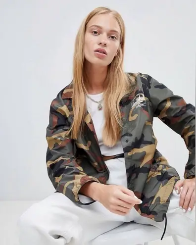 Herschel Supply Company Herschel Supply Co. x Urban Outfitters UO Voyage Coach Camo Jacket Size M