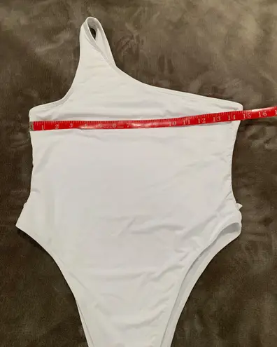 Missguided Petite seamless bodysuit one shoulder white size 8