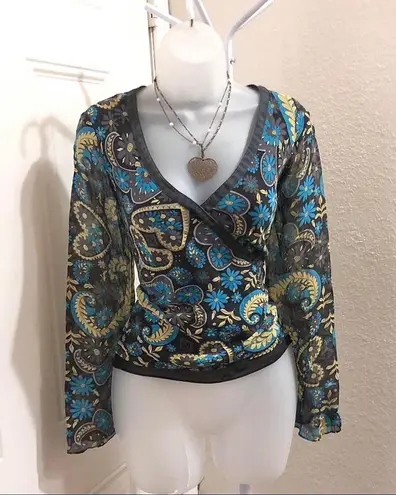 Nine West 2000s  100% Silk boho indie whimsygoth Blue black paisley wrap top blouse shirt long sleeves Size 6/S Measurement in pics