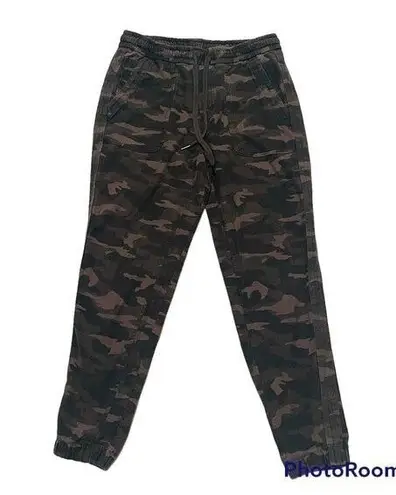 Athleta  Camo Women's Farallon Jogger Pants Sz 8