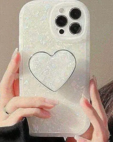 iphone 15 Heart Case