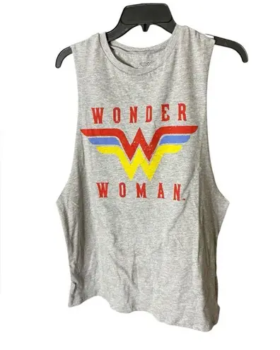DC Comics Gray Sleeveless Wonder Woman Muscle Tee